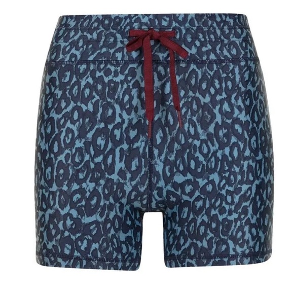 THE UPSIDE Leopard-print Set (Bra and Shorts) - Picture 9 of 9